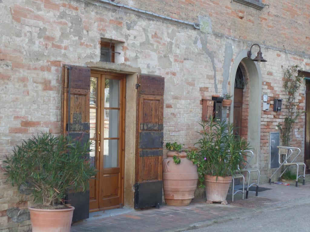 Апартаменты Casa Di Giso Чертальдо Экстерьер фото